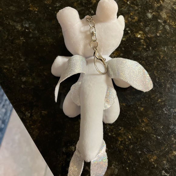 How to Train your dragon  keychain, M&M glasses, California raisin, mini narwhal - Picture 5 of 13